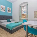 Apartment Style Freedom *